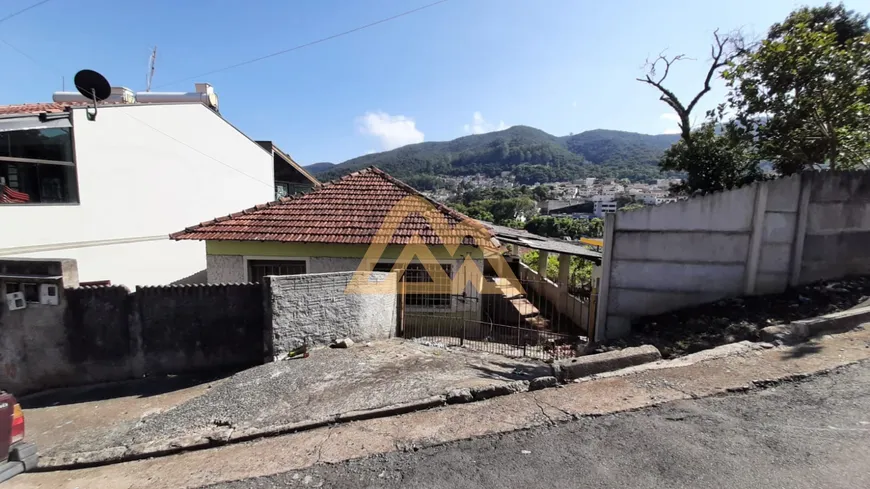 Foto 1 de Lote/Terreno à venda, 406m² em Bem Bastos, Poços de Caldas