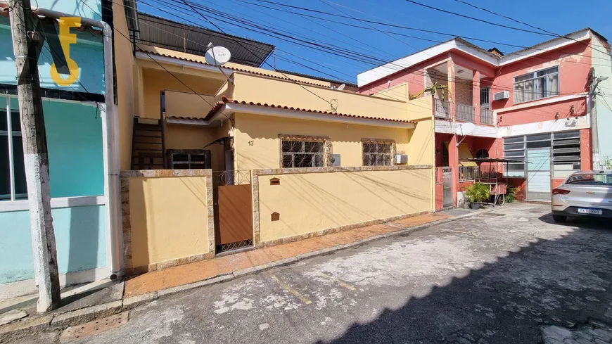 Foto 1 de Casa com 3 Quartos à venda, 95m² em Madureira, Rio de Janeiro