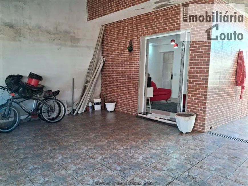 Foto 1 de Casa com 2 Quartos à venda, 108m² em Jundiapeba, Mogi das Cruzes