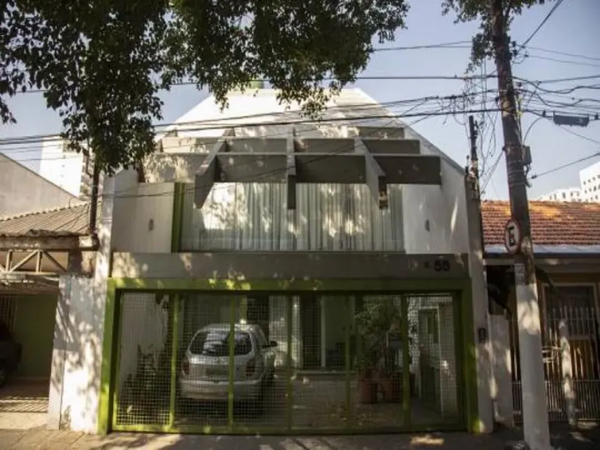 Foto 1 de Sobrado com 4 Quartos à venda, 200m² em Moema, São Paulo