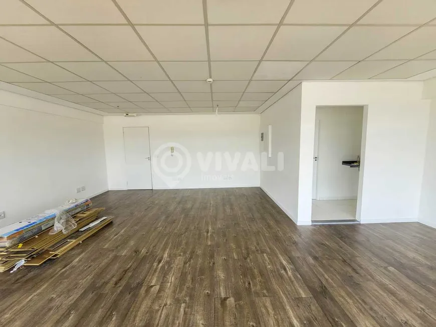 Foto 1 de Sala Comercial à venda, 55m² em Vila Cassaro, Itatiba