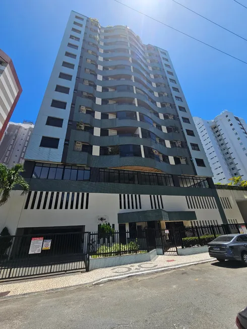 Foto 1 de Apartamento com 4 Quartos à venda, 135m² em Jardins, Aracaju
