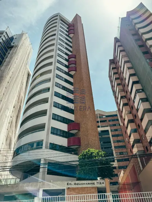 Foto 1 de Apartamento com 3 Quartos para alugar, 240m² em Meireles, Fortaleza