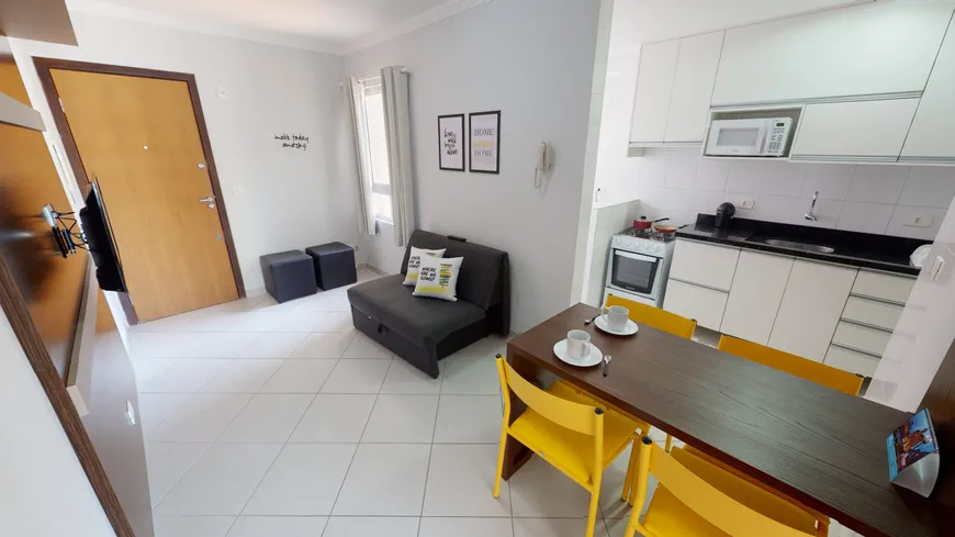Foto 1 de Apartamento com 1 Quarto à venda, 37m² em Centro, Curitiba