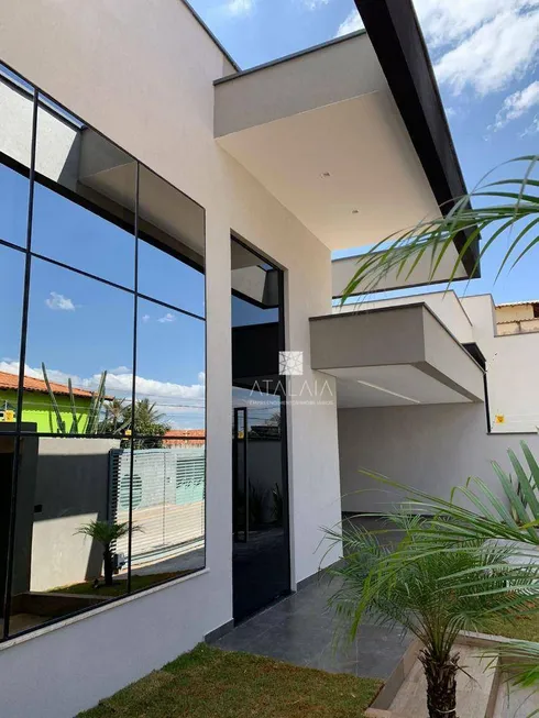 Foto 1 de Casa com 3 Quartos à venda, 300m² em Setor Habitacional Arniqueira, Brasília