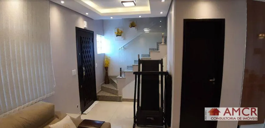 Foto 1 de Sobrado com 3 Quartos à venda, 89m² em Vila Ré, São Paulo