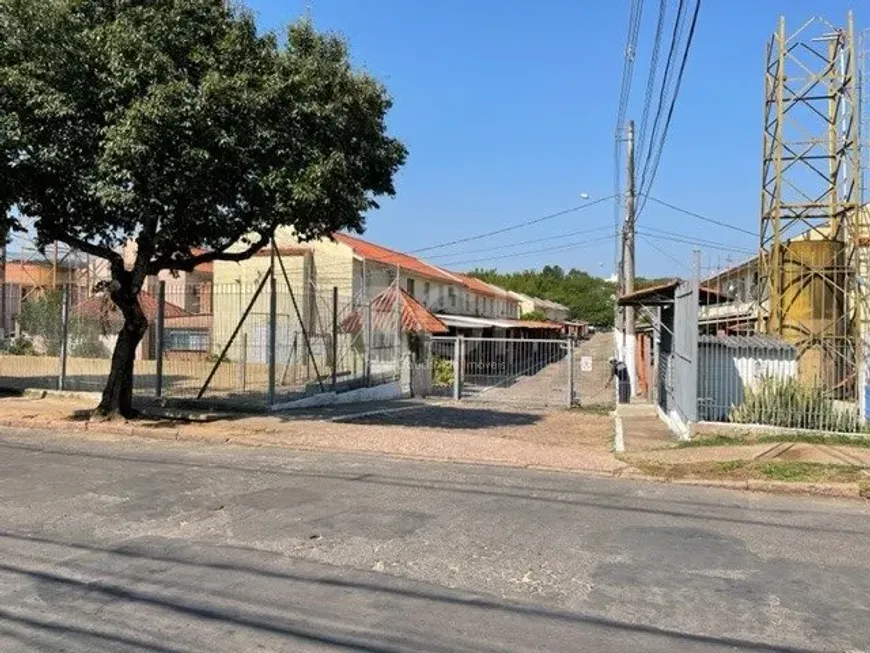 Foto 1 de Casa de Condomínio com 2 Quartos à venda, 40m² em Vila Nova, Porto Alegre