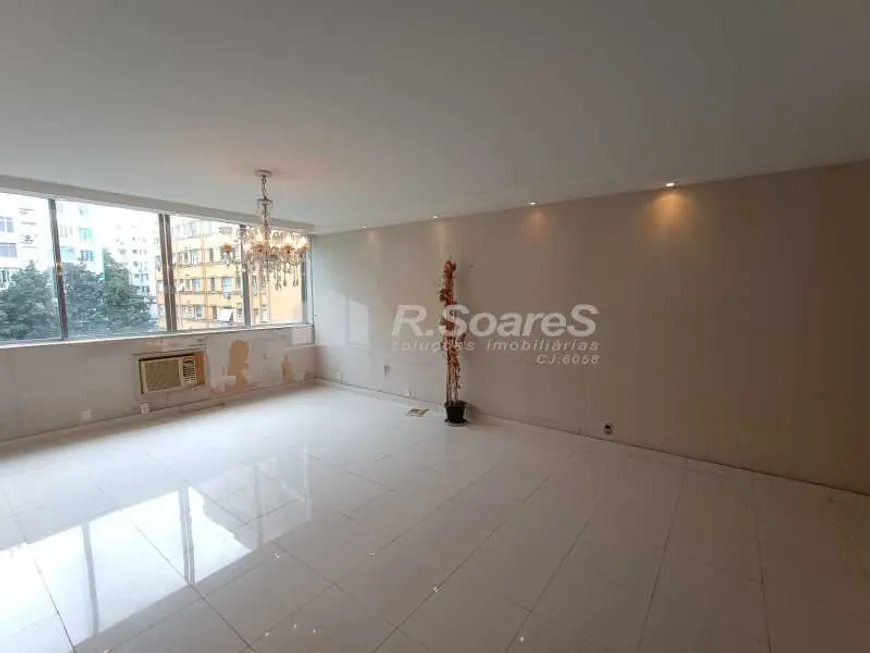 Foto 1 de Apartamento com 3 Quartos à venda, 148m² em Copacabana, Rio de Janeiro