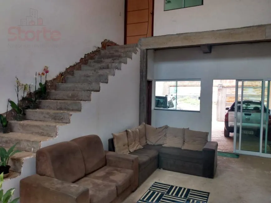 Foto 1 de Casa com 4 Quartos à venda, 259m² em Loteamento São Bento, Uberlândia