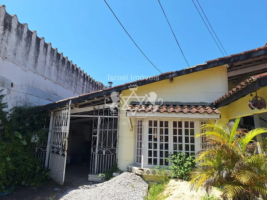 Foto 1 de Casa com 4 Quartos à venda, 190m² em Sumaré, Caraguatatuba