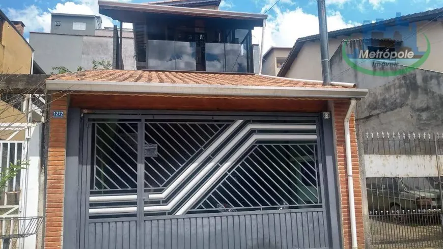 Foto 1 de Sobrado com 4 Quartos à venda, 200m² em Jardim Rosa de Franca, Guarulhos