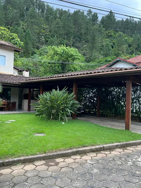 Foto 1 de Apartamento com 8 Quartos à venda, 572m² em Cunhambebe, Angra dos Reis