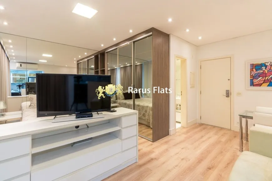 Foto 1 de Flat com 1 Quarto para alugar, 48m² em Vila Nova Conceição, São Paulo