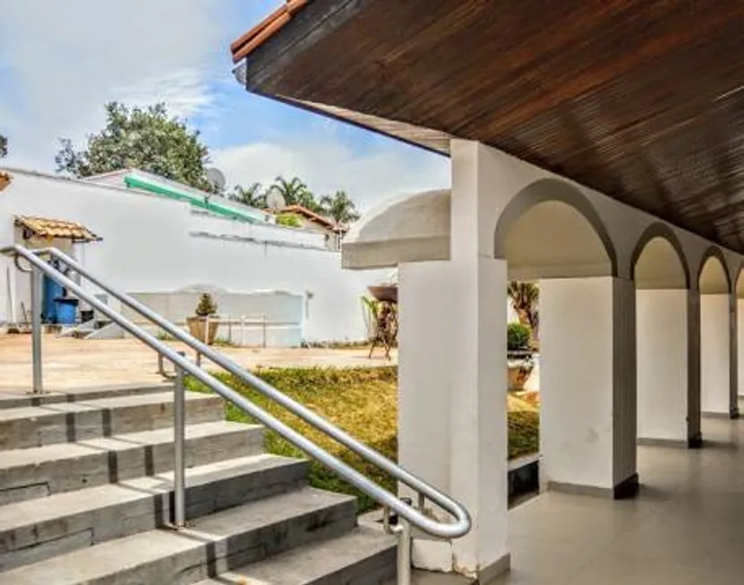 Foto 1 de Casa com 4 Quartos à venda, 483m² em São Luíz, Belo Horizonte