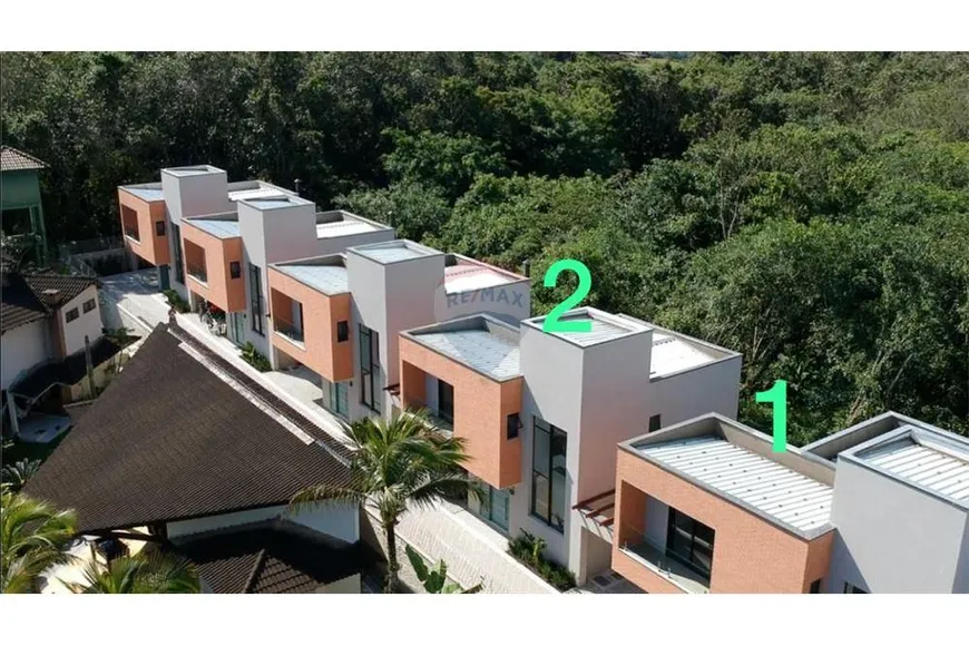 Foto 1 de Sobrado com 3 Quartos à venda, 132m² em Praia de Camburí, São Sebastião