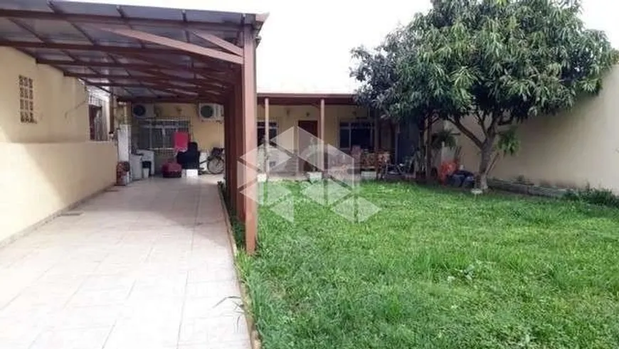 Foto 1 de Casa com 2 Quartos à venda, 55m² em Rio Branco, Canoas