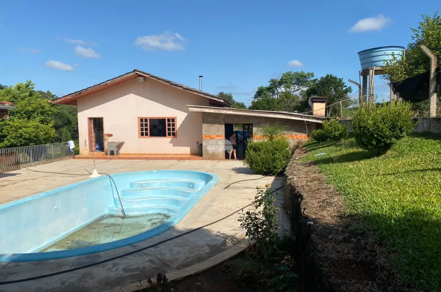 Foto 1 de Fazenda/Sítio com 4 Quartos à venda, 24000m² em Zona Rural, Pato Branco