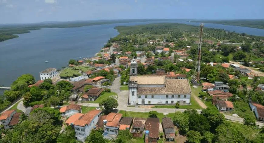 Foto 1 de Lote/Terreno à venda, 1200m² em Centro, Jaguaripe