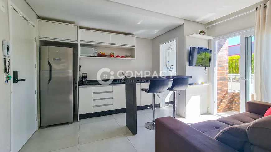 Foto 1 de Apartamento com 1 Quarto à venda, 45m² em Córrego Grande, Florianópolis