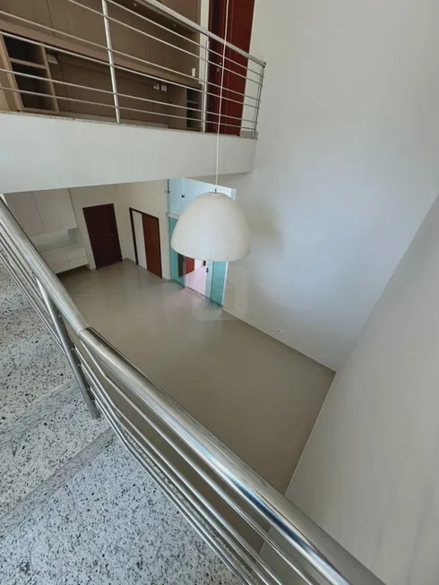 Foto 1 de Casa de Condomínio com 4 Quartos à venda, 311m² em Jardim das Palmeiras, Uberlândia