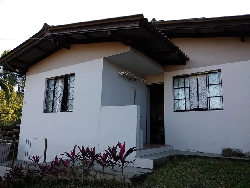 Foto 1 de Casa com 2 Quartos à venda, 78m² em Boa Vista, Blumenau