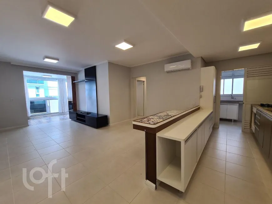 Foto 1 de Apartamento com 3 Quartos à venda, 111m² em Jurerê, Florianópolis