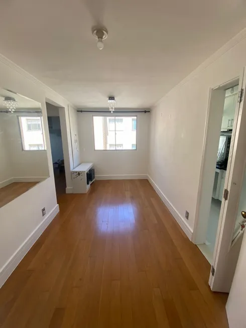 Foto 1 de Apartamento com 3 Quartos à venda, 56m² em Morumbi, São Paulo