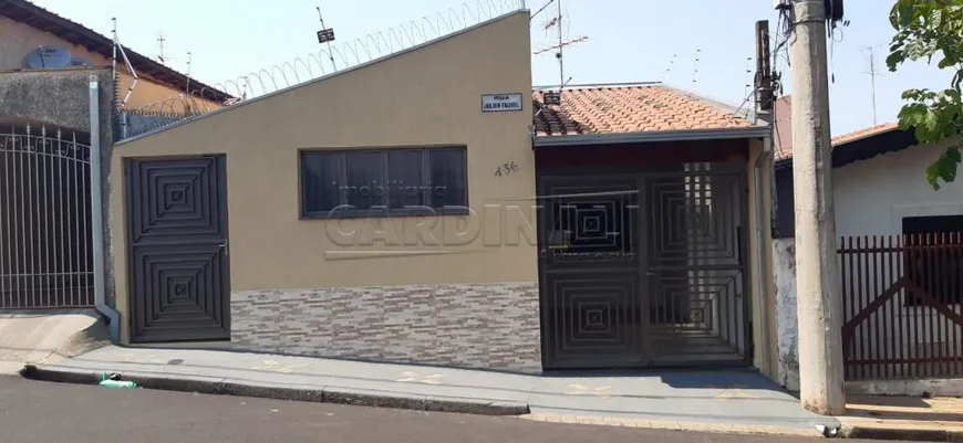Foto 1 de Casa com 3 Quartos à venda, 120m² em Nucleo Residencial Silvio Vilari, São Carlos