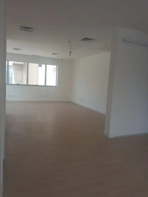 Foto 1 de Sala Comercial com 3 Quartos para alugar, 96m² em Itaim Bibi, São Paulo