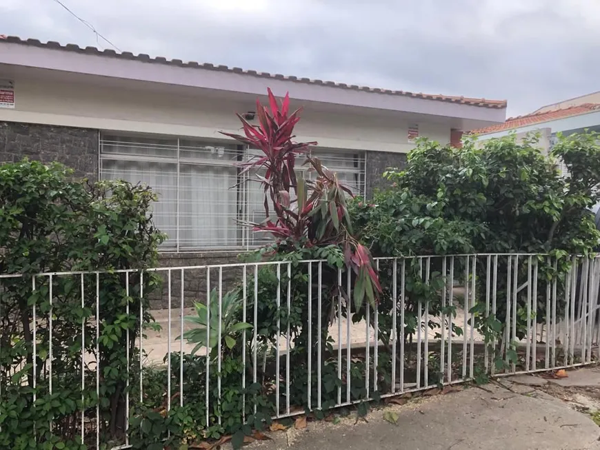 Foto 1 de Casa com 4 Quartos à venda, 218m² em Jardim das Laranjeiras, São Paulo