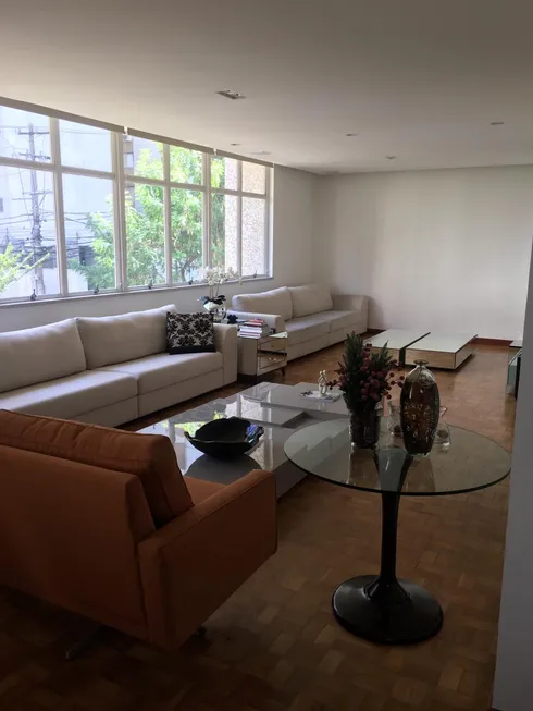 Foto 1 de Apartamento com 3 Quartos à venda, 190m² em Bela Vista, São Paulo