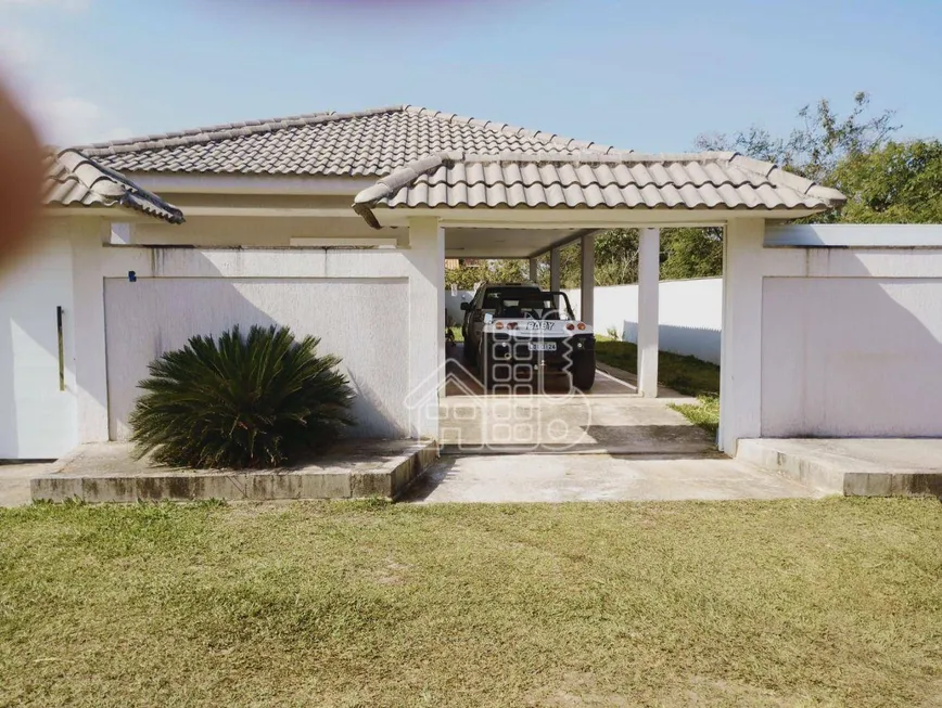 Foto 1 de Casa de Condomínio com 3 Quartos à venda, 245m² em Jaconé, Maricá