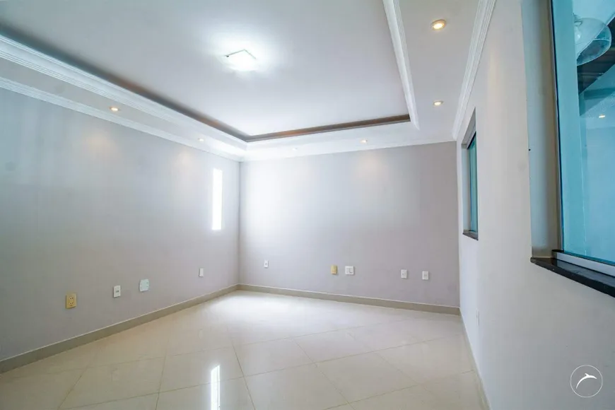 Foto 1 de Casa com 4 Quartos à venda, 191m² em Taguatinga Norte, Brasília