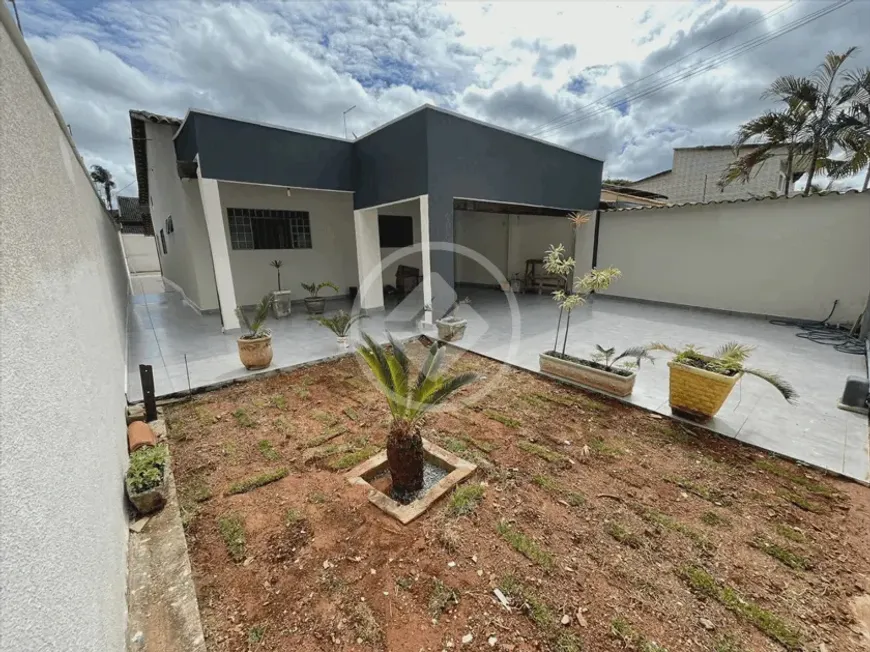 Foto 1 de Casa com 3 Quartos à venda, 154m² em Jardim Imperial, Aparecida de Goiânia