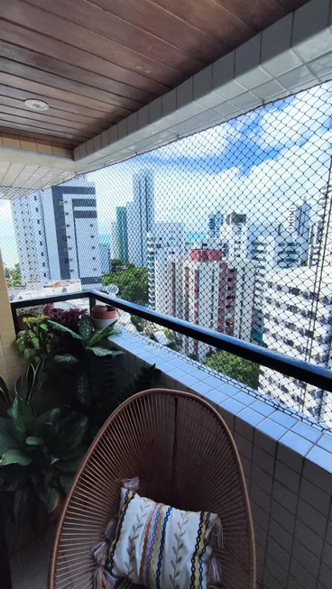 Foto 1 de Apartamento com 3 Quartos à venda, 94m² em Boa Viagem, Recife