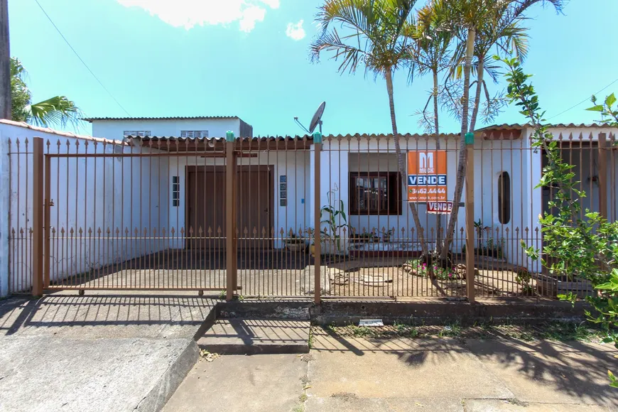 Foto 1 de Casa com 2 Quartos à venda, 205m² em Guajuviras, Canoas