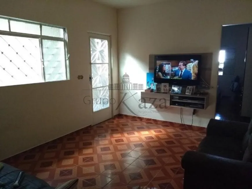 Foto 1 de Casa com 4 Quartos à venda, 125m² em Vila Tesouro, São José dos Campos