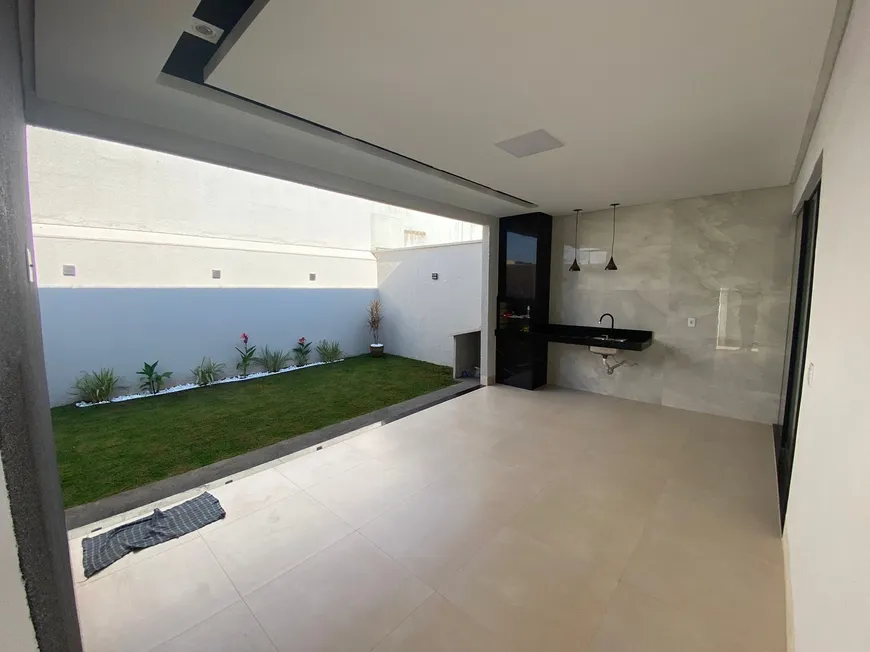 Foto 1 de Casa com 3 Quartos à venda, 140m² em Jardim Mont Serrat, Aparecida de Goiânia