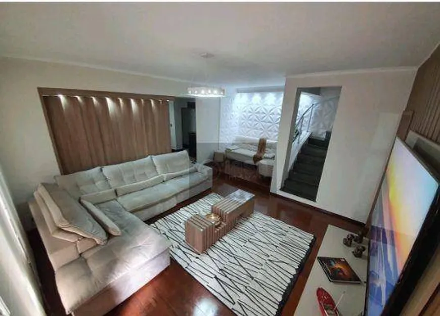 Foto 1 de Sobrado com 3 Quartos à venda, 266m² em Vila Gilda, Santo André