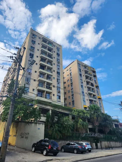 Foto 1 de Apartamento com 2 Quartos para alugar, 70m² em Piedade, Rio de Janeiro