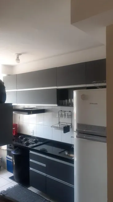 Foto 1 de Apartamento com 2 Quartos à venda, 48m² em Aero Clube, Nova Iguaçu