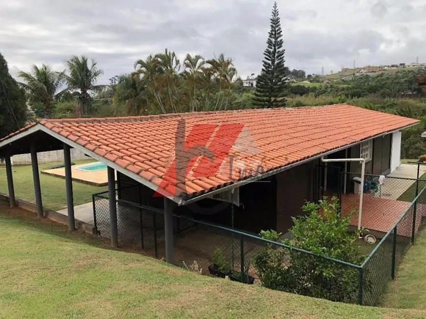 Foto 1 de Fazenda/Sítio com 3 Quartos à venda, 158m² em BAIRRO PINHEIRINHO, Vinhedo