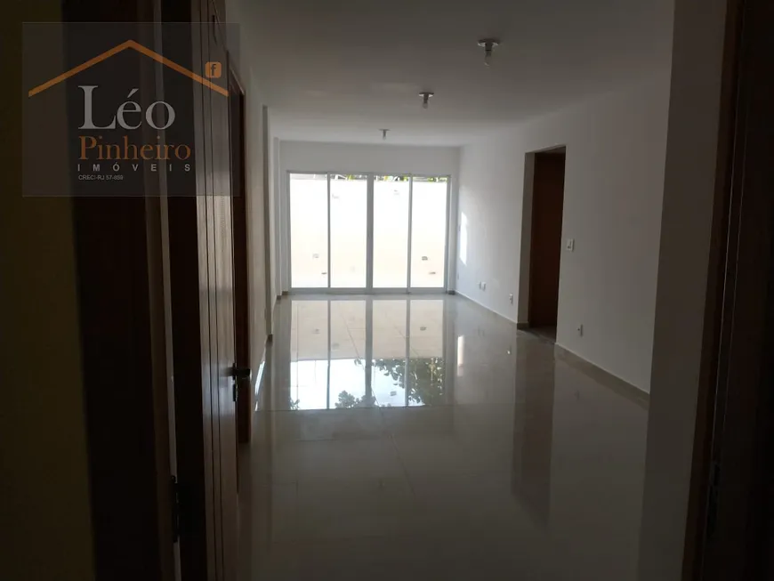 Foto 1 de Apartamento com 3 Quartos à venda, 169m² em Praia do Pecado, Macaé