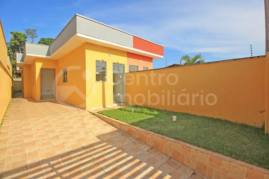 Foto 1 de Casa com 2 Quartos à venda, 68m² em Estancia Sao Jose, Peruíbe