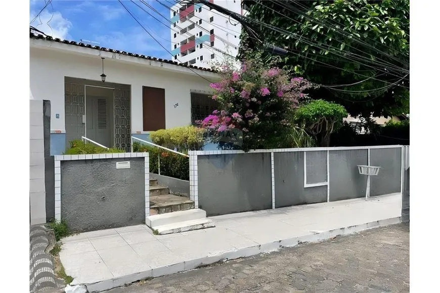 Foto 1 de Casa com 5 Quartos à venda, 215m² em Miramar, João Pessoa