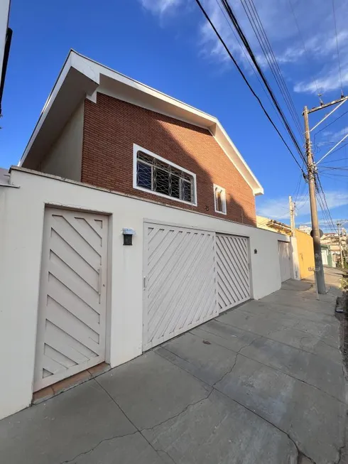 Foto 1 de Casa com 3 Quartos à venda, 300m² em Vila Flores, Franca