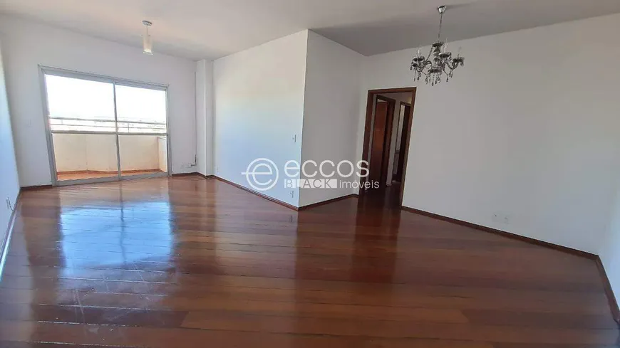 Foto 1 de Apartamento com 3 Quartos à venda, 129m² em Tabajaras, Uberlândia
