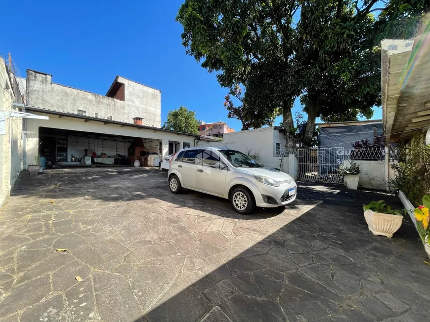Foto 1 de Casa com 5 Quartos à venda, 342m² em Nonoai, Porto Alegre