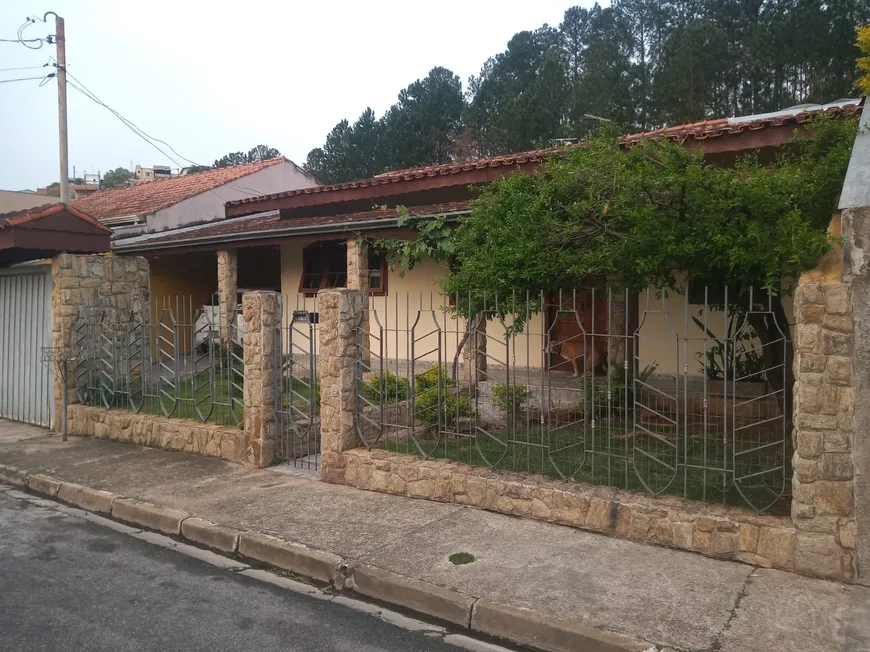Foto 1 de Casa com 3 Quartos à venda, 177m² em Núcleo Residencial Satélite, Várzea Paulista