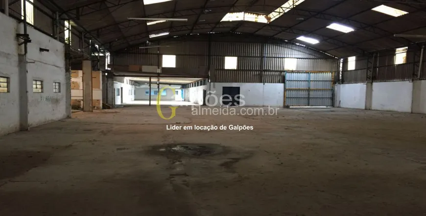 Foto 1 de Galpão/Depósito/Armazém para alugar, 1732m² em Parque Alexandre, Cotia